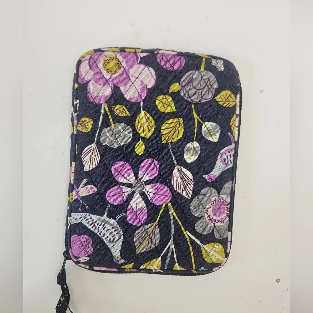 Vera Bradley Mini IPad Sleeve - Picture 3 of 3